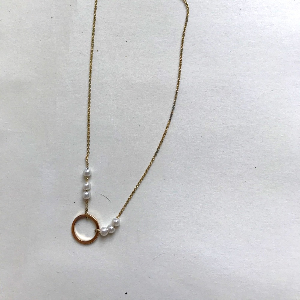 Gold and Pearl Choker Necklace